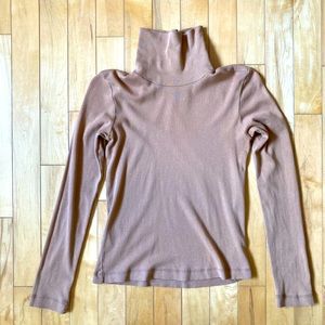 Kotn fitted turtleneck, camel, small